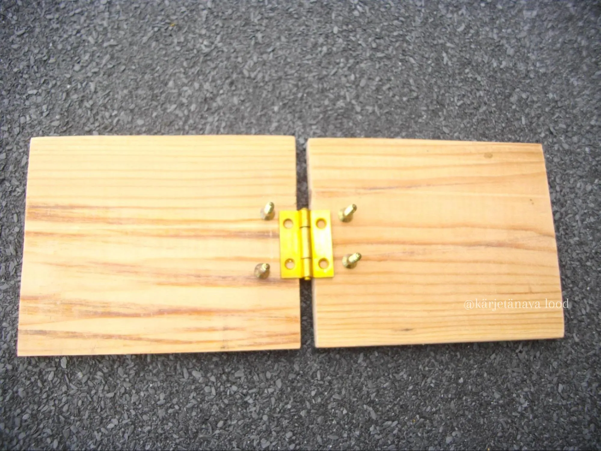 Connecting the smoker's bellows boards